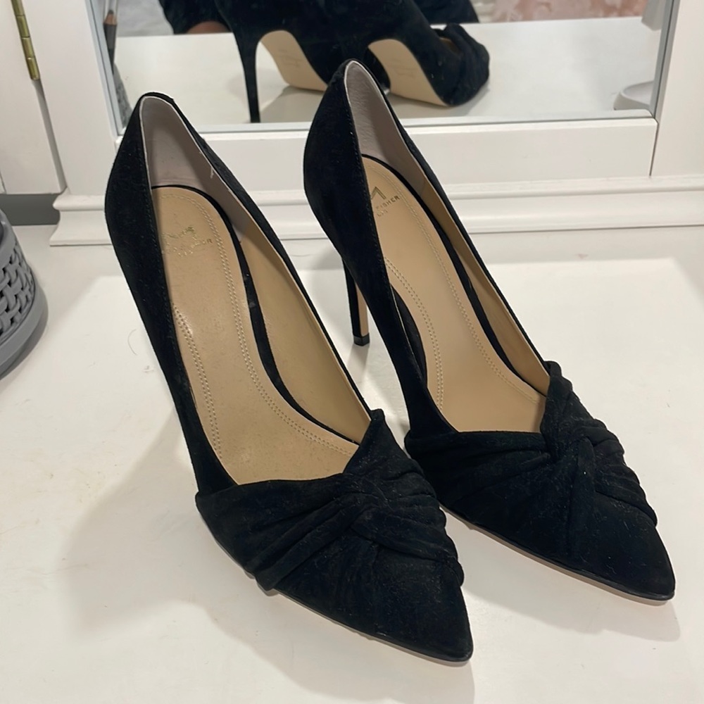 Marc Fisher Suede Stiletto Black Pump 8.5